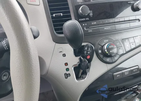 2013 Toyota Sienna Le V6 8 Passenger из США, поврежденный, VIN 5TDKK3DC7DS321903